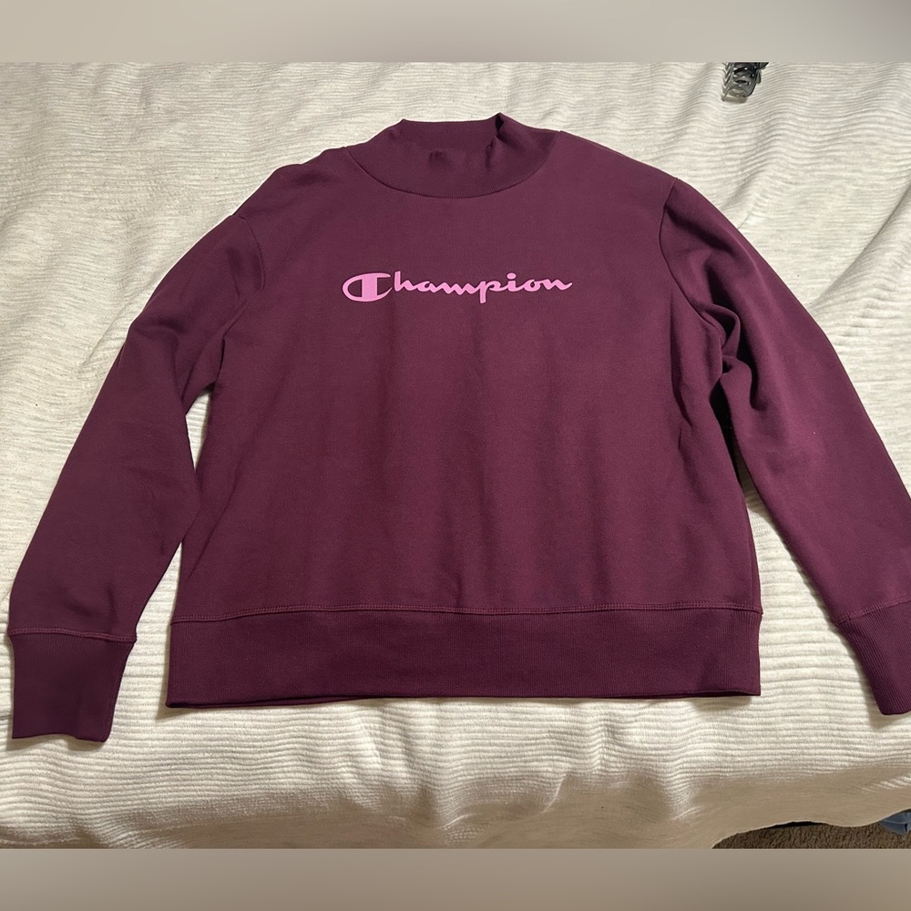 Champion Women’s L Mock Neck Sweatshirt